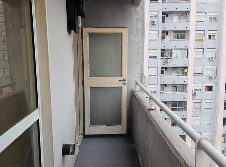 Departamento en  Avellaneda 3