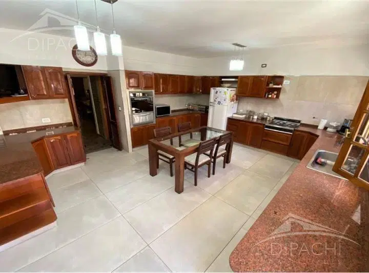 Casa 4 ambientes en Gerli Avellaneda 5