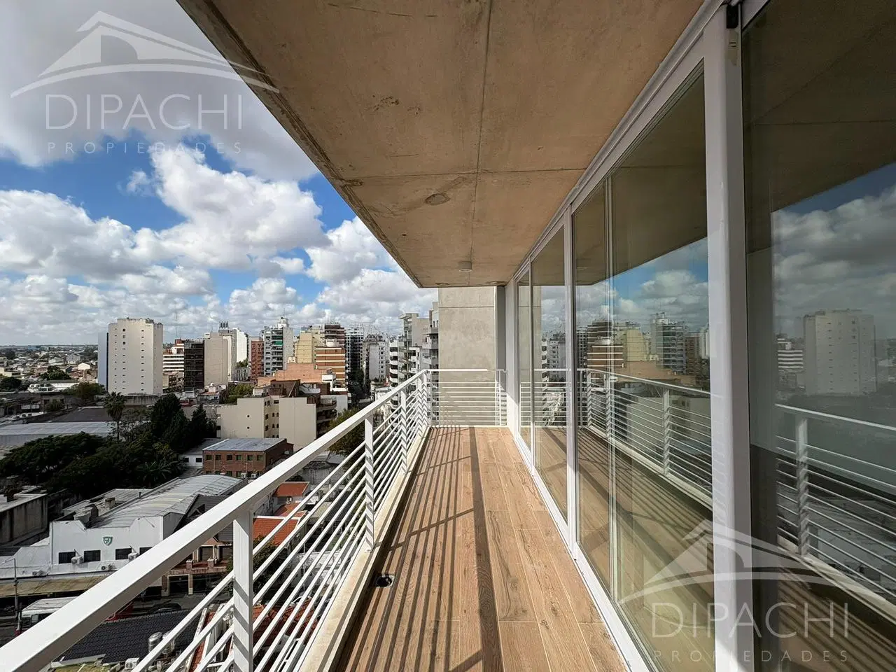 Venta triplex 4 ambientes 11º PISO en Avellaneda 4