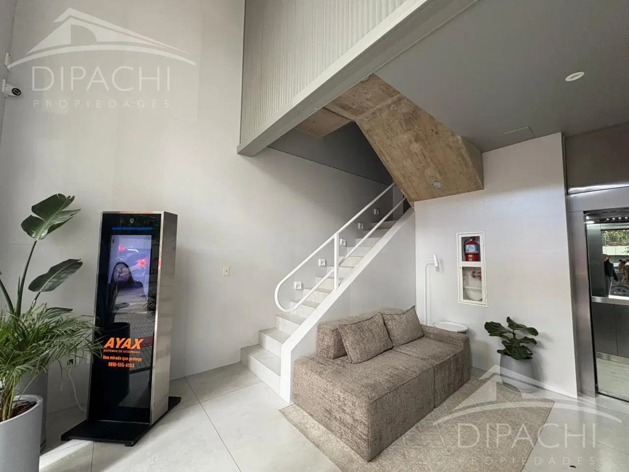 Venta triplex 4 ambientes 11º PISO en Avellaneda 2