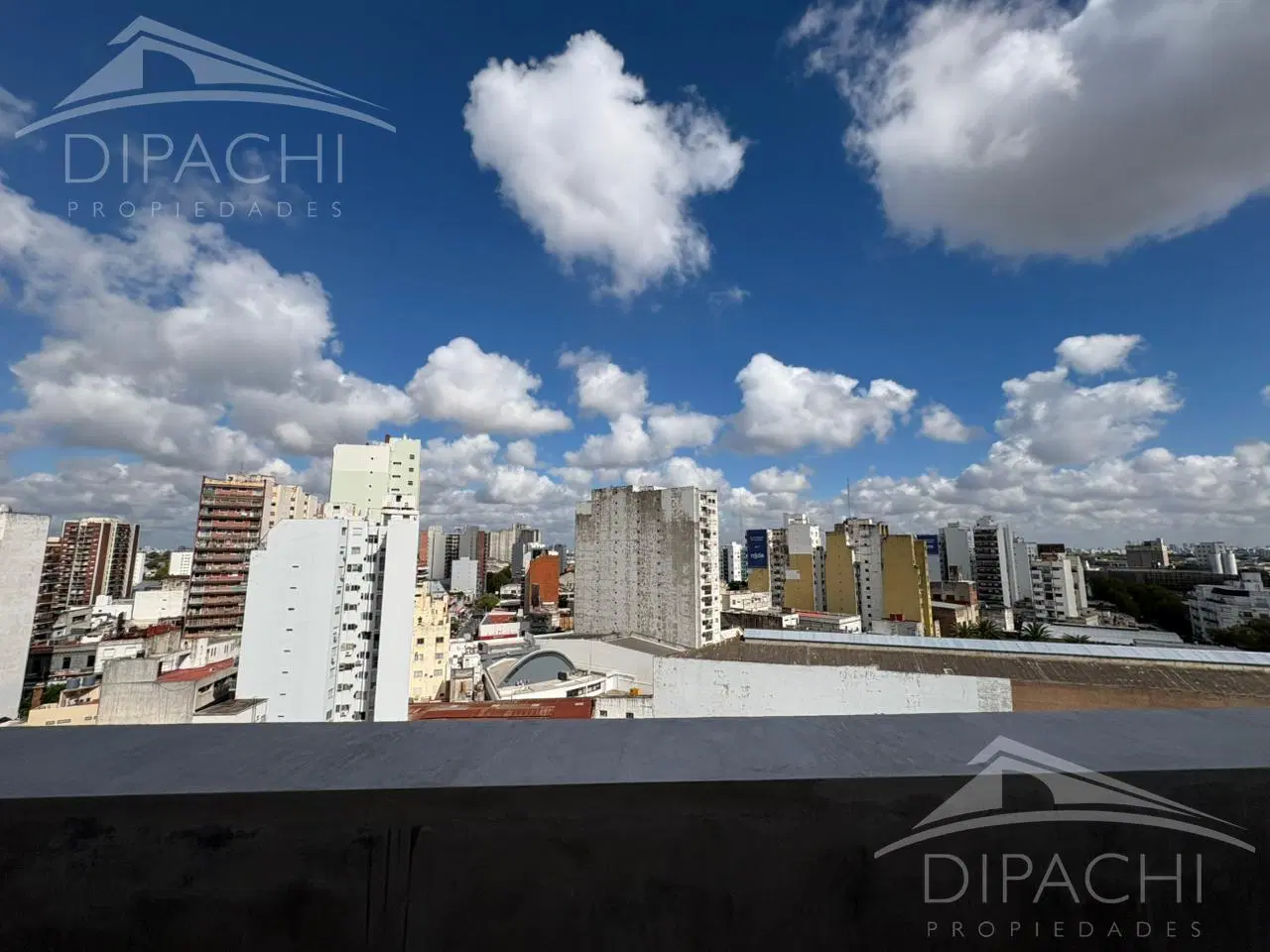 Venta triplex 4 ambientes 11º PISO en Avellaneda 8