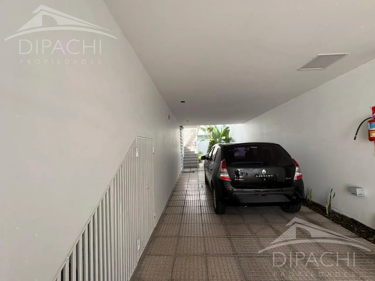 Venta departamento 3 ambientes con cochera y patio 8