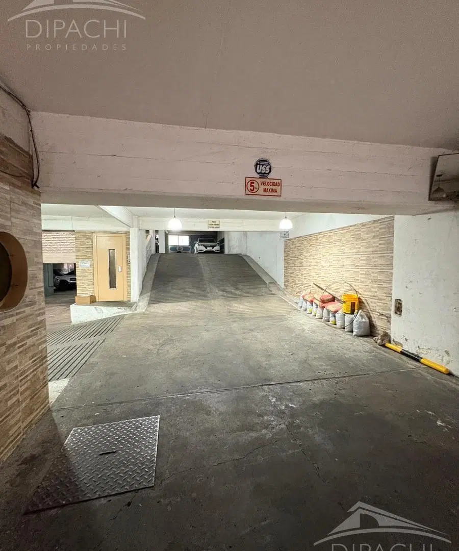 COCHERA EN VENTA AVELLANEDA CENTRO 3