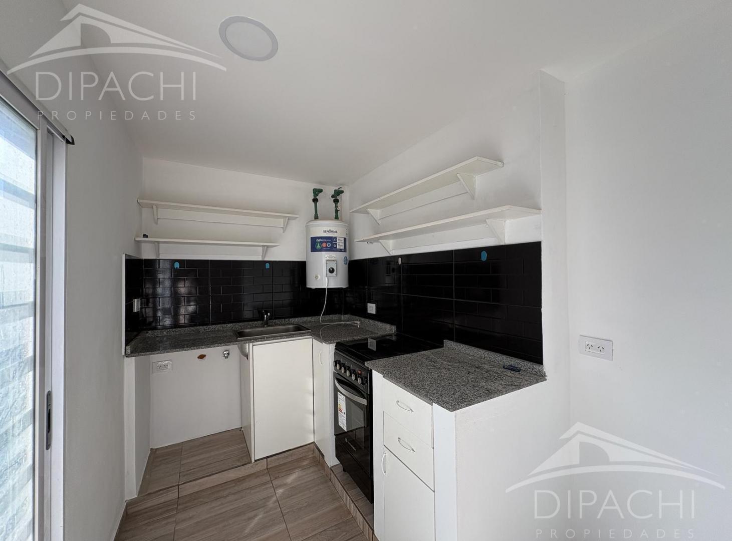 Foto de Alquiler departamento 3 ambientes con patio, imagen 2