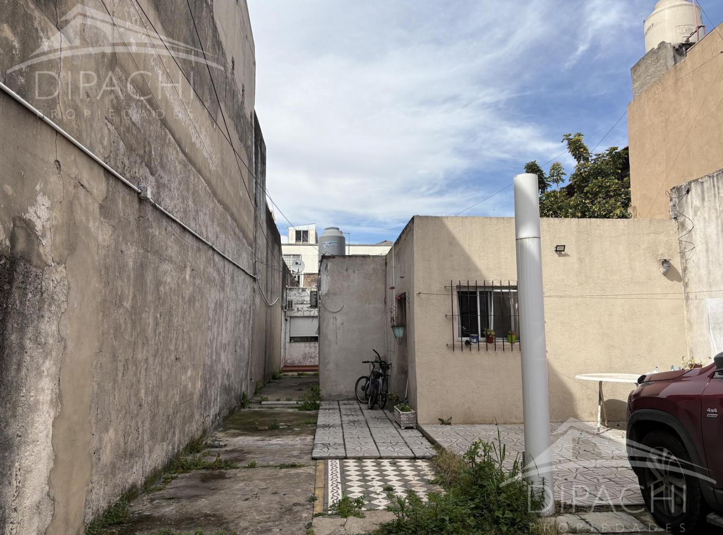 Foto de Venta casa para dos familias, imagen 2
