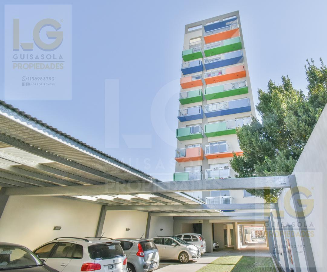 Departamento en Venta de 5 Ambientes con Cochera en Berazategui Centro 4