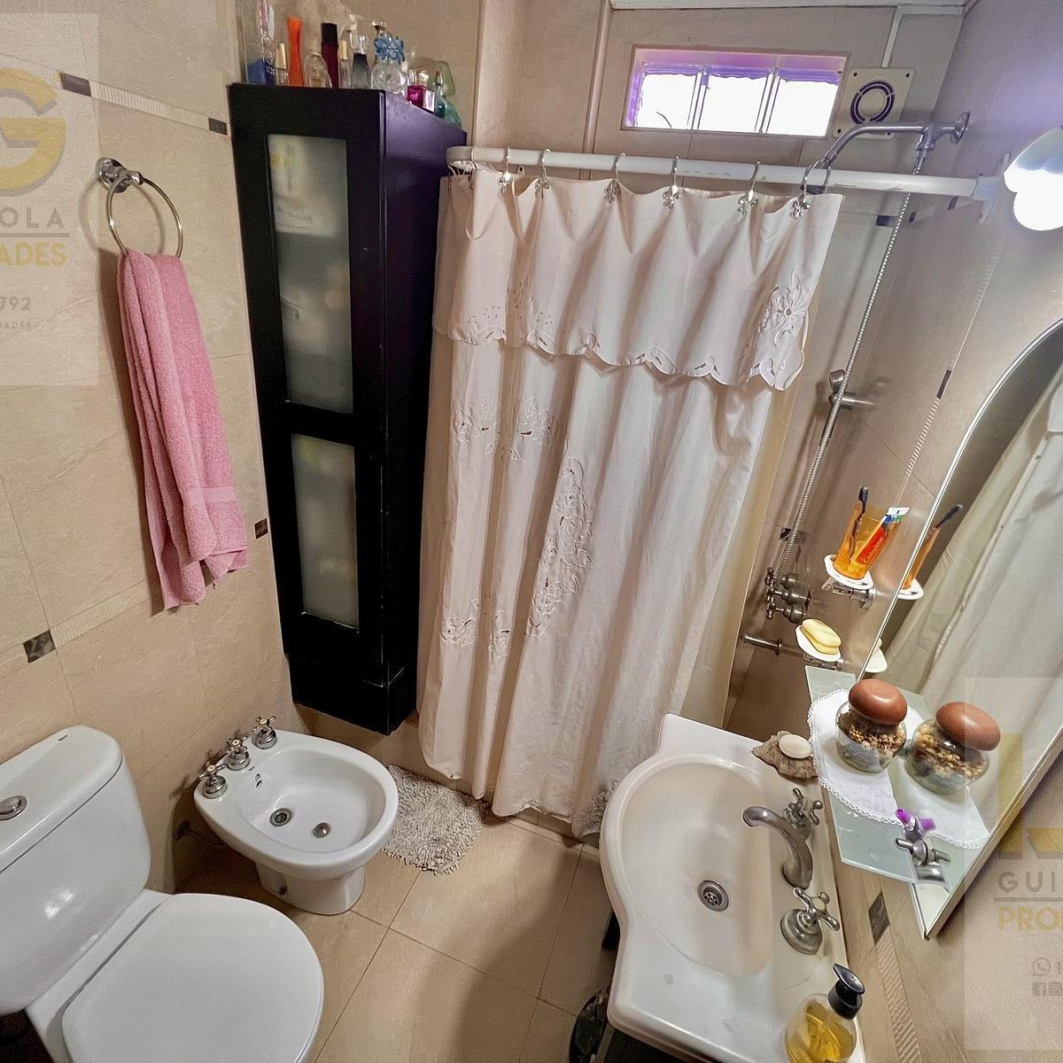 Departamento en Venta 4 Ambientes en Berazategui Centro 1