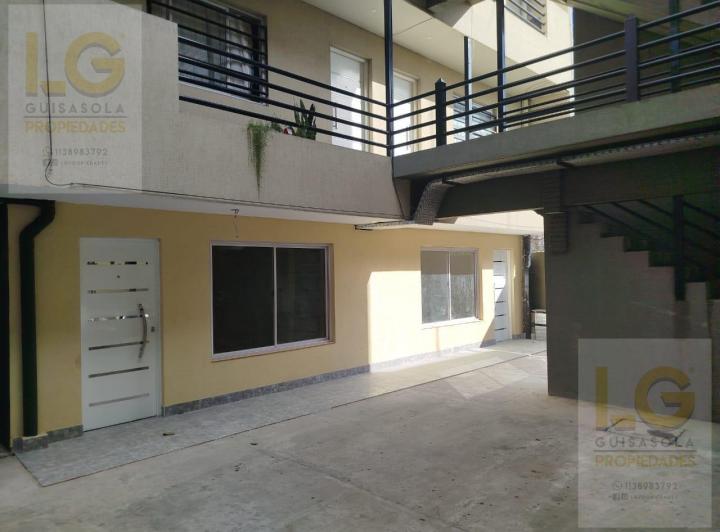 Departamento en  venta dos ambientes con cochera en Berazategui 5