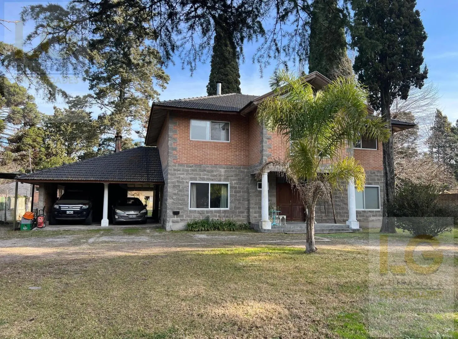 Casa en alquiler de 5 ambientes barrio San Juan 2