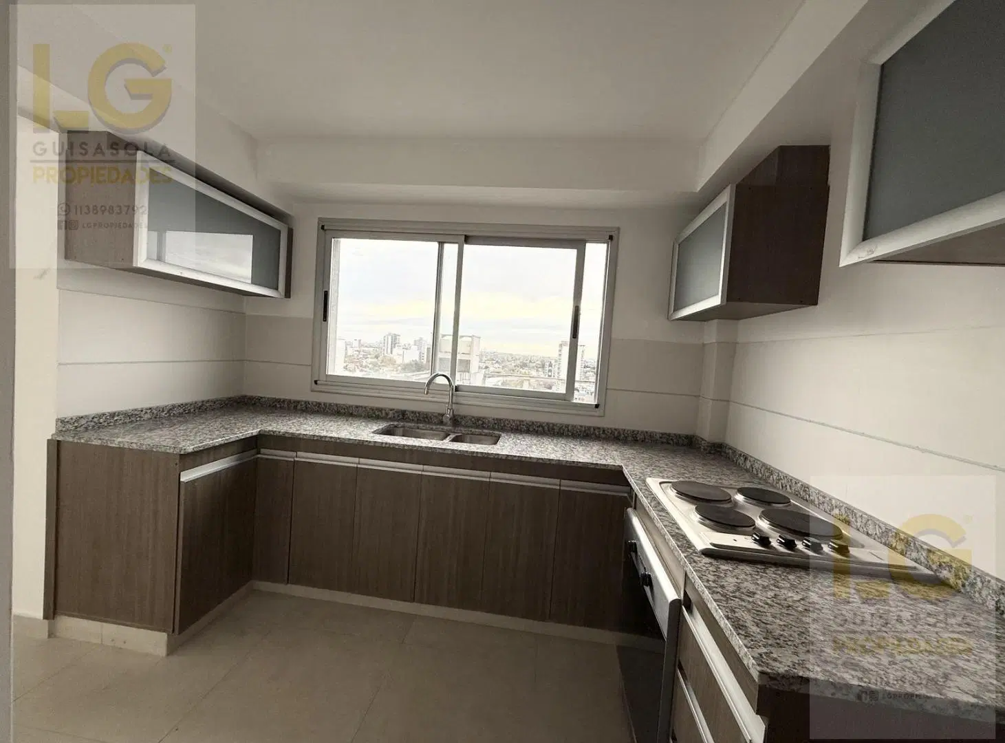 Departamento en Venta en Berazategui 3