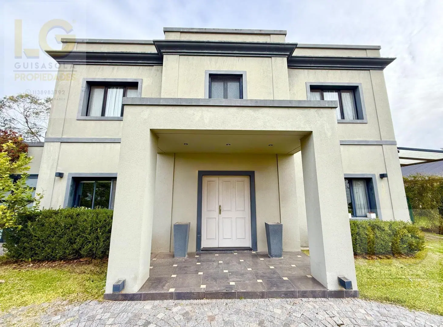Casa en Venta en Los Ombues 5