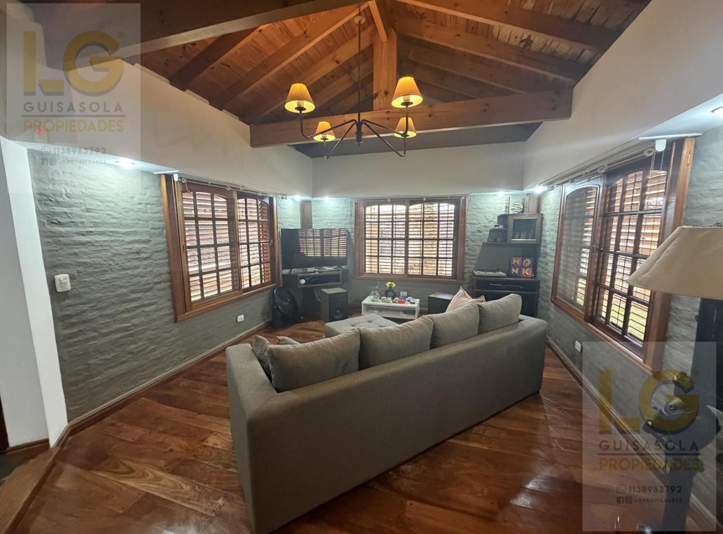 Foto de Casa en Venta de 4 ambientes en Hudson, imagen 2