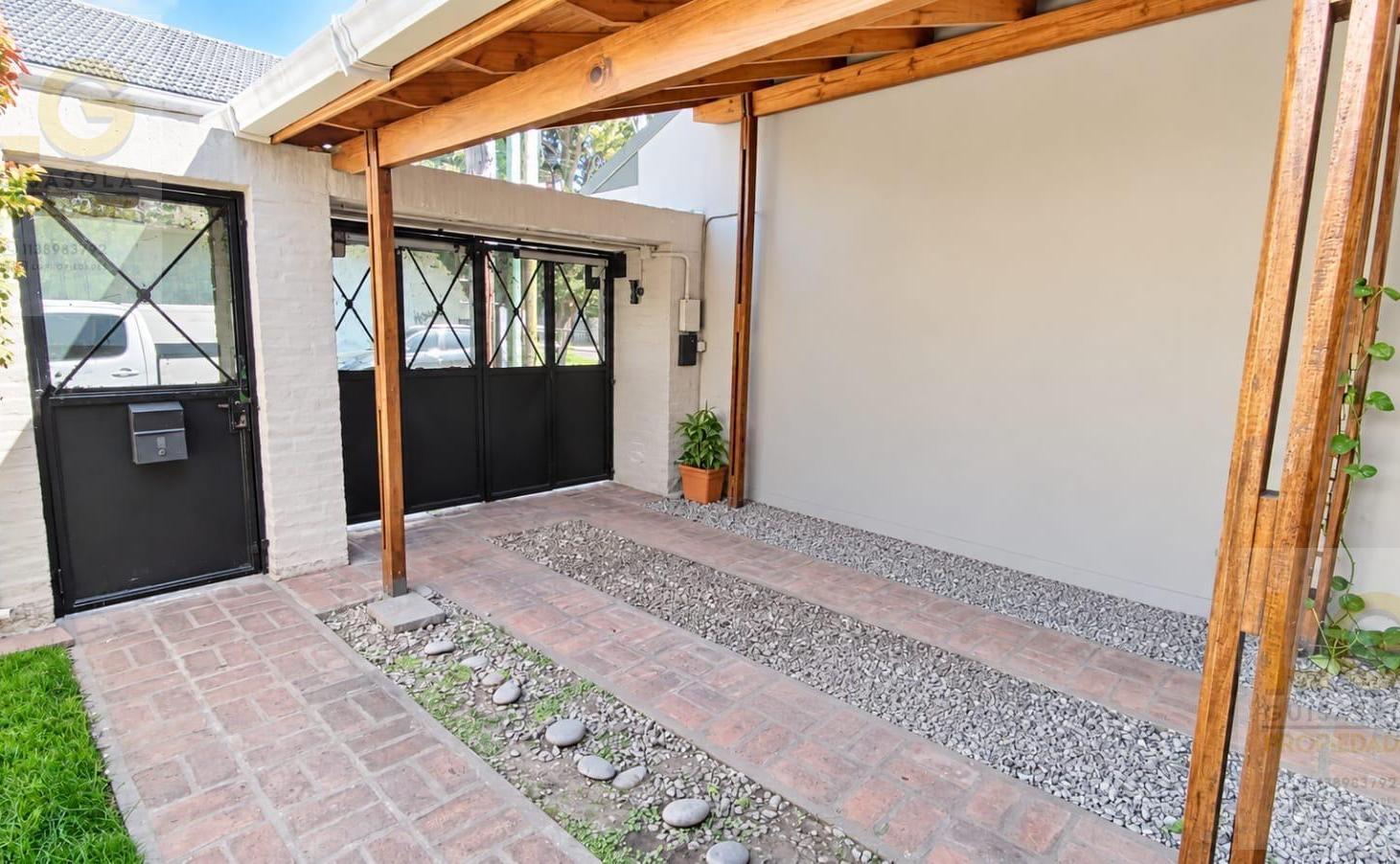 Foto de Casa en venta en Quilmes, imagen 2