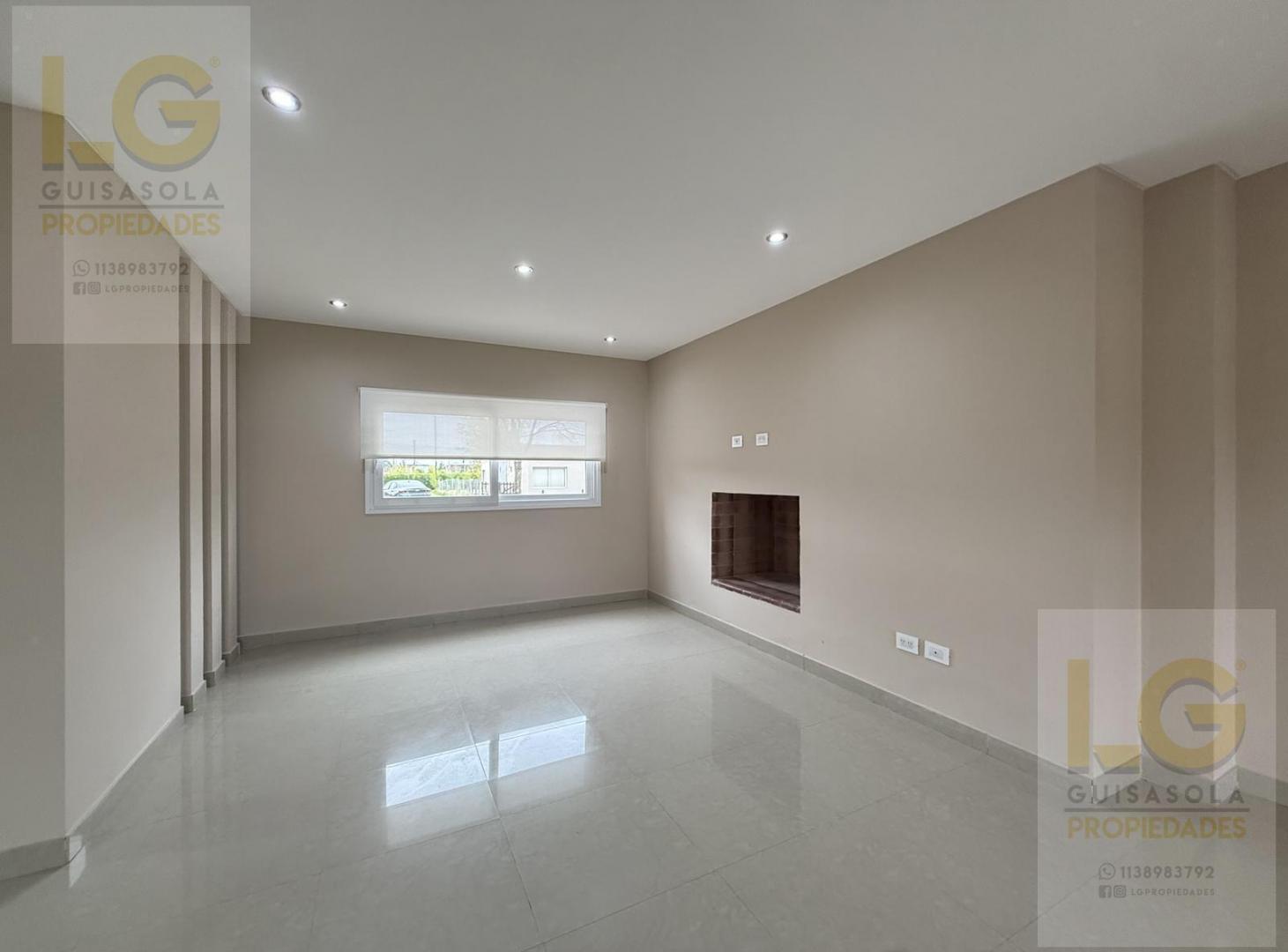 Foto de Casa en alquiler en Barrancas de Iraola, imagen 2