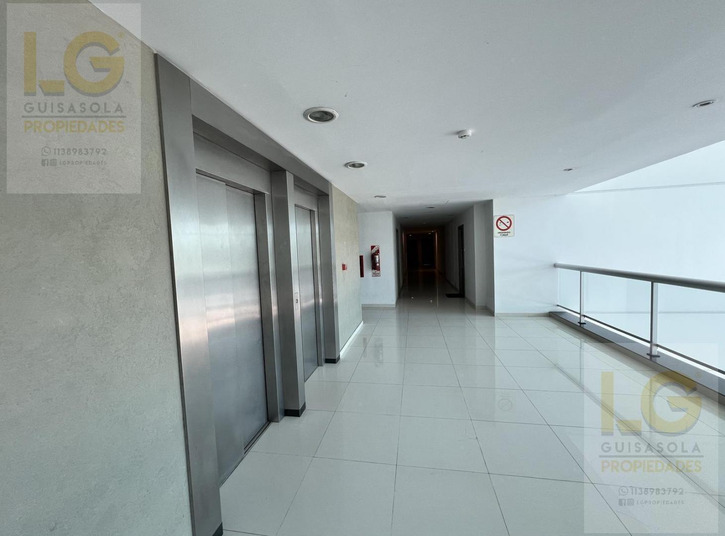 Foto de Oficina en Venta en Centro Civico Hudson, imagen 4