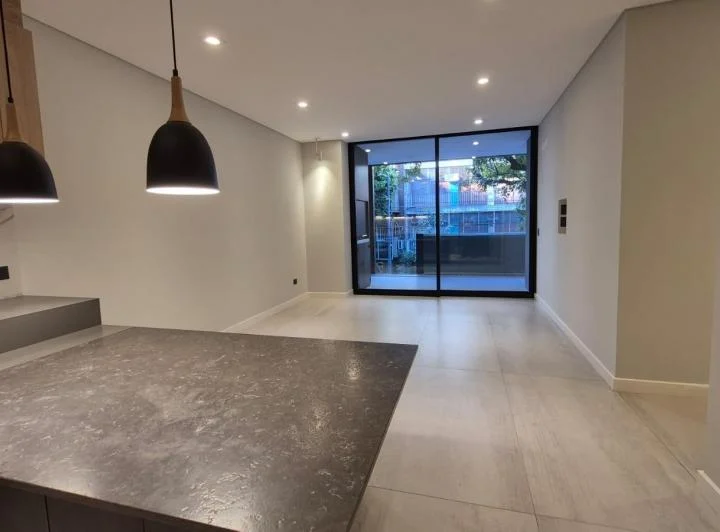 A estrenar/2 amb /balcón terraza/suite/vestidor /toilette /coch fija/ baulera /Categoría.