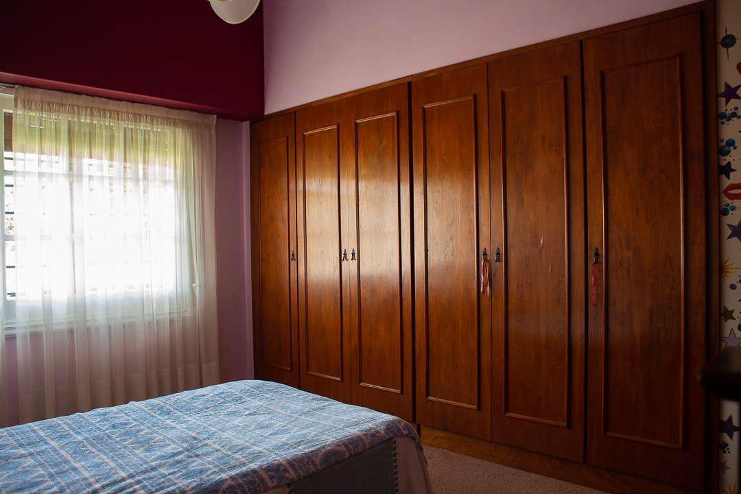 Casa en Venta con Pileta en Acebal 4