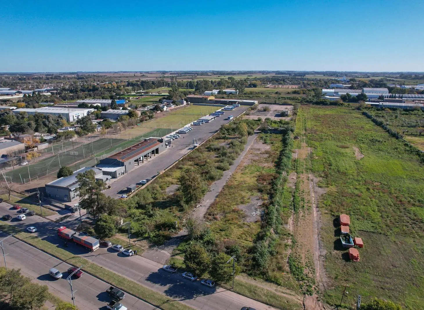 Terreno Industrial en Venta Sobre Ovidio Lagos, Rosario 4