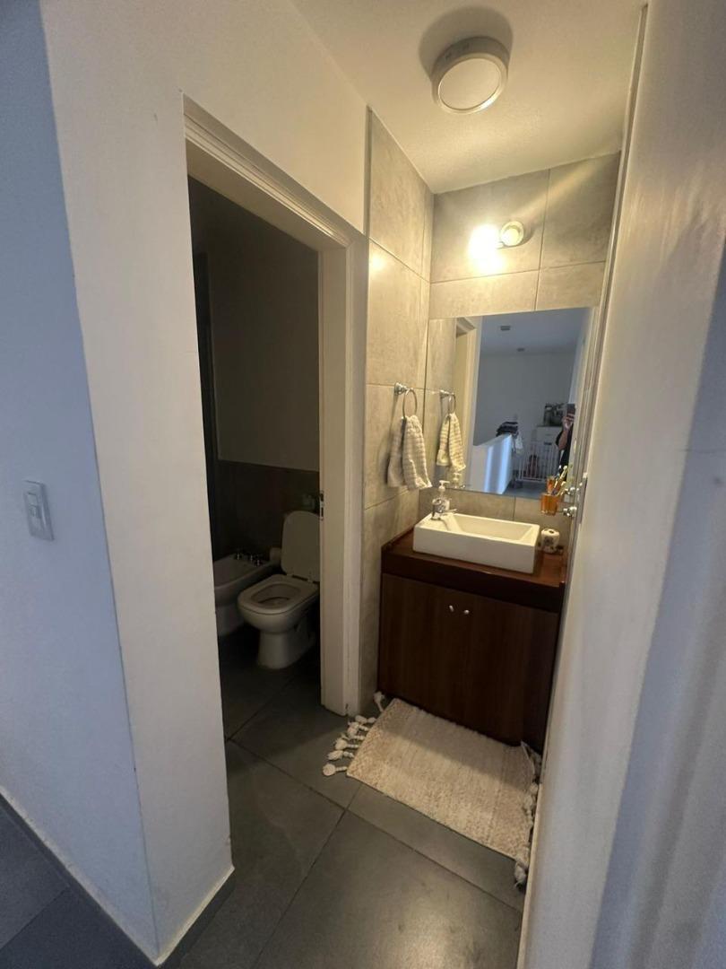 Dúplex a La Venta Claros del Bosque con Pileta 4