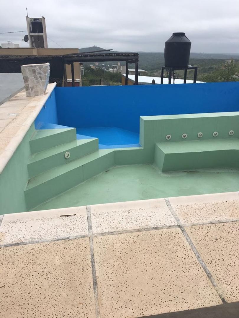 Casa en Venta con Pileta en Salsipuedes 5