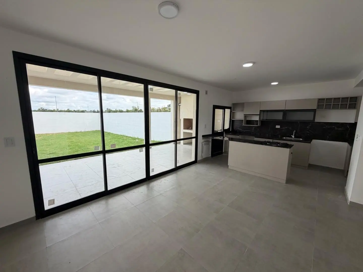 Duplex en venta barrio San Guillermo camino San Carlos 5