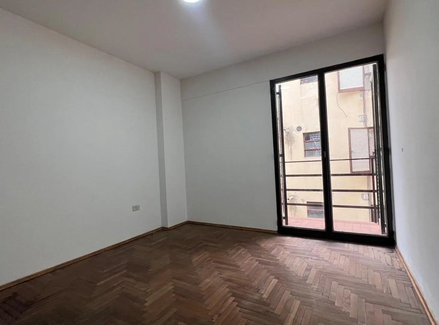 DEPARTAMENTO EN ALQUILER A METROS DE AV COLON 4