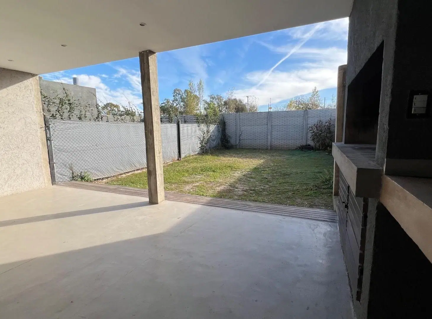DUPLEX EN ALQUILER EN DISTRITO SUR 3