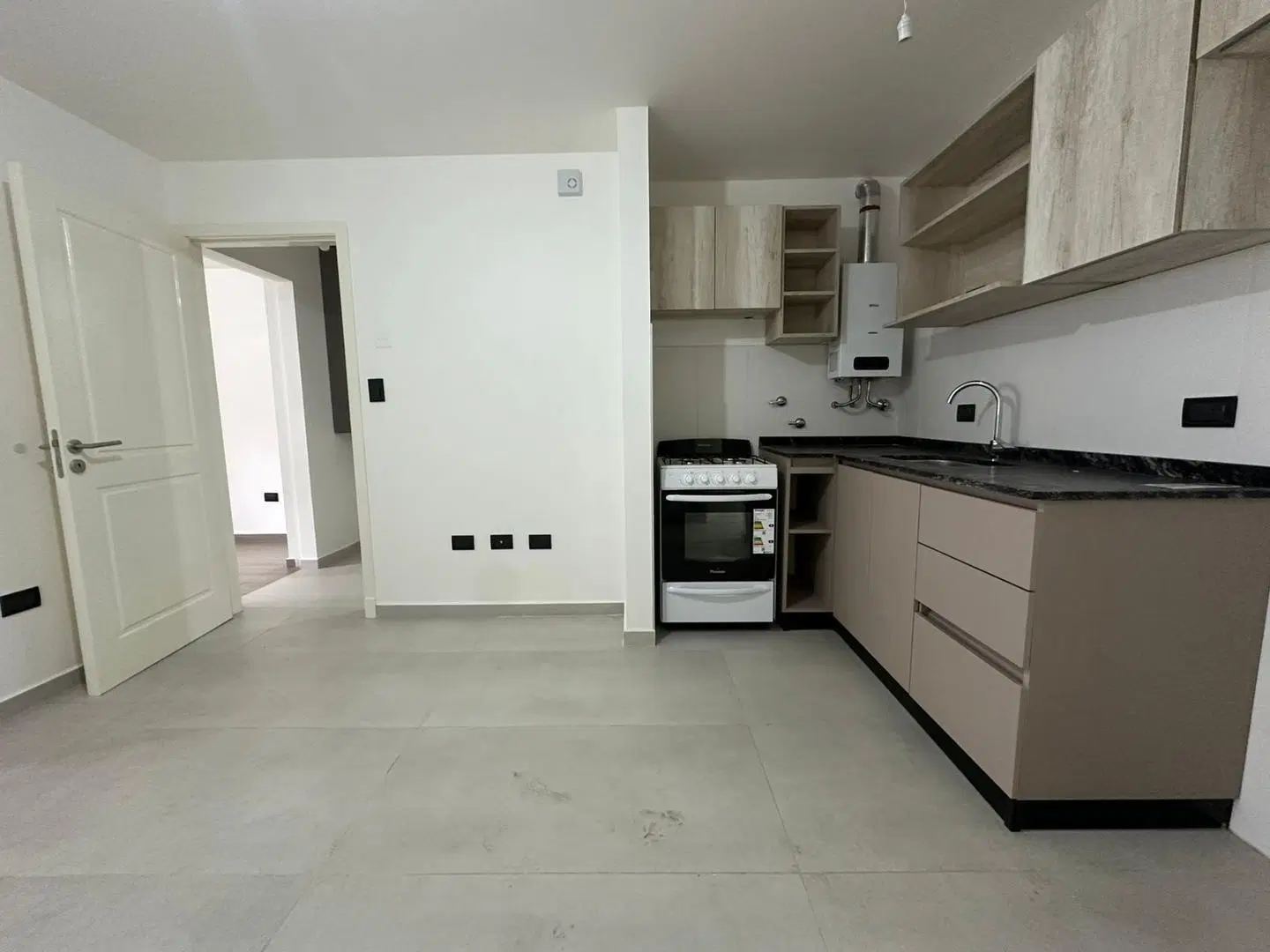 Departamento en alquiler 1 dormitorio con balcón 2