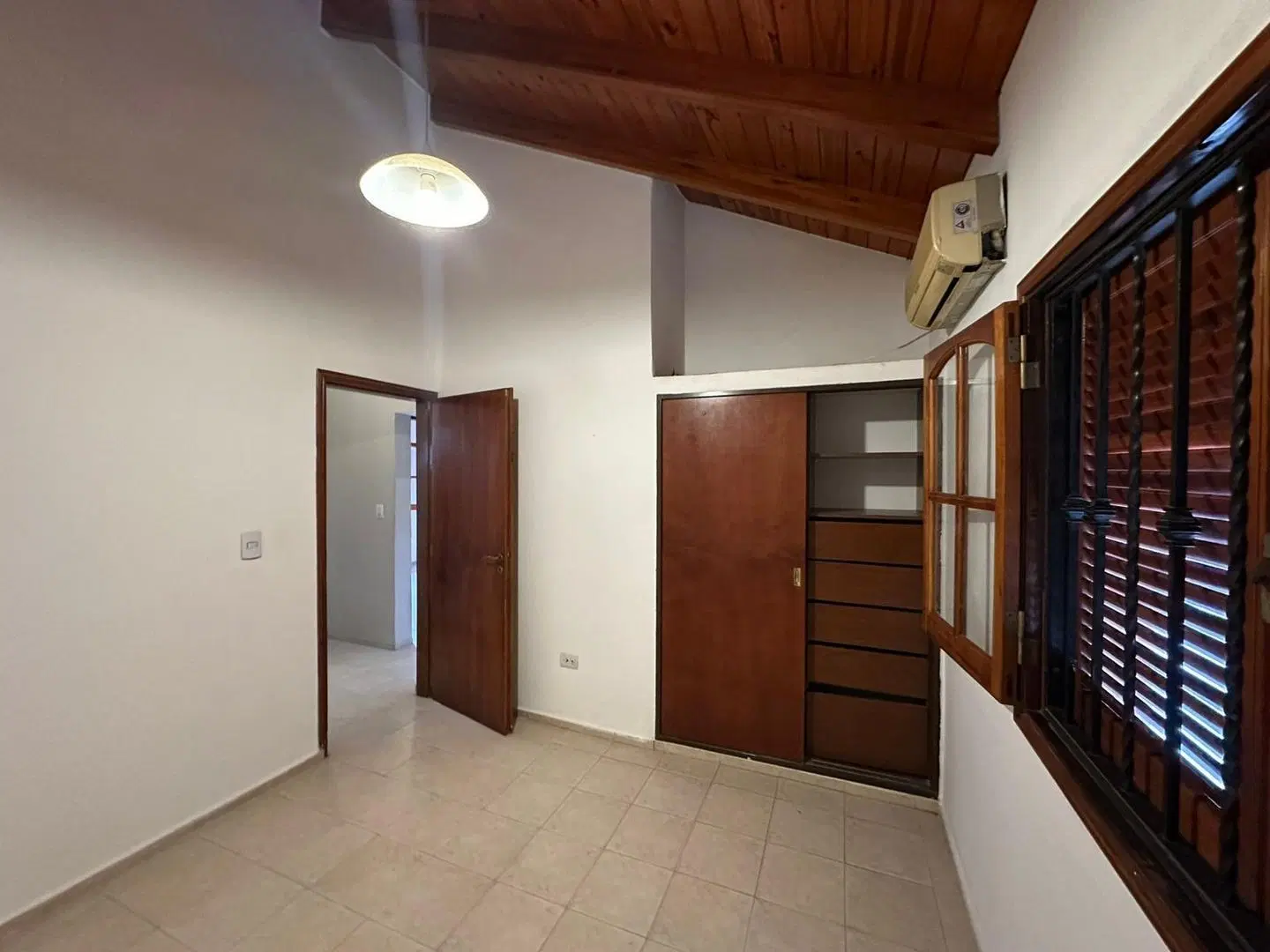 Dúplex en alquiler Portales del sur 3 dormitorios 5