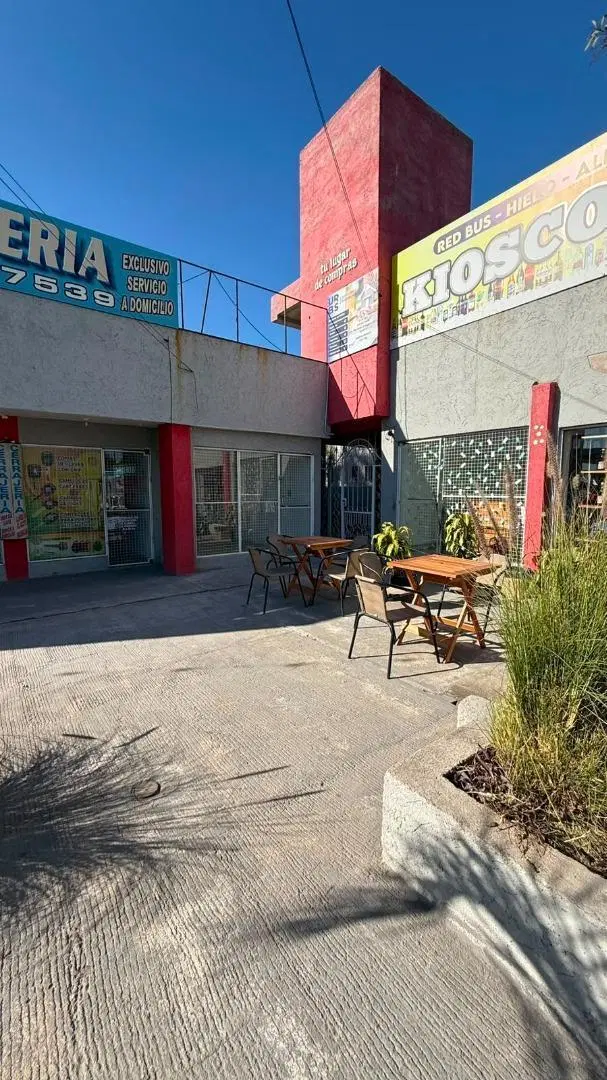 Local en alquiler Barrio San Carlos 2