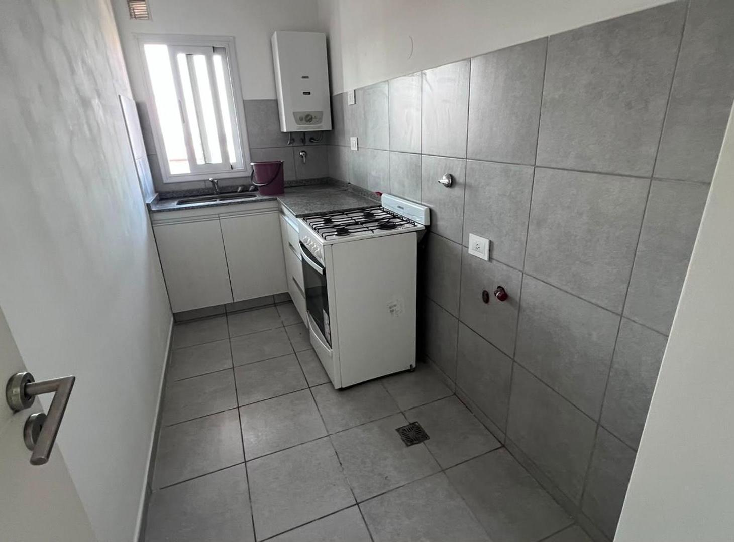 Foto de Departamento en alquiler externo con balcón, imagen 3