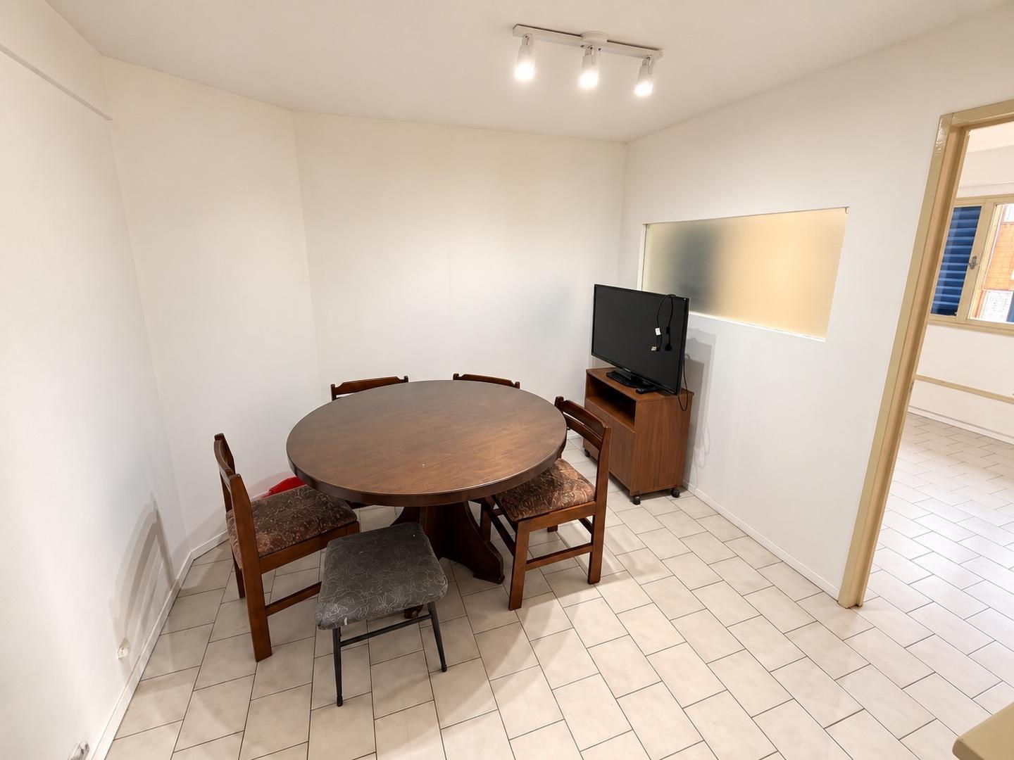 Foto de Departamento alquiler 2 dormitorios centro semi amoblado, imagen 4
