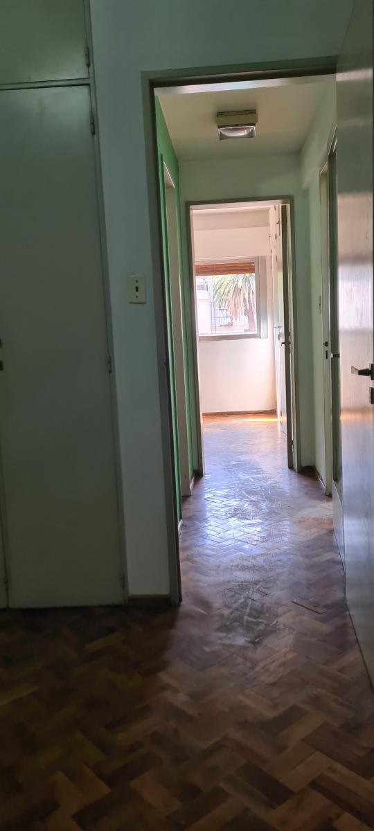 Venta Departamento Frontal Av España y Rivadavia, Ciudad Mendoza. Dos Dorm. 4