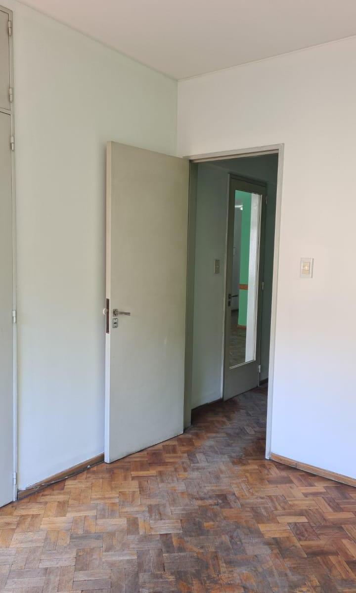 Venta Oficina en Av España y Rivadavia, Ciudad Mendoza. 2