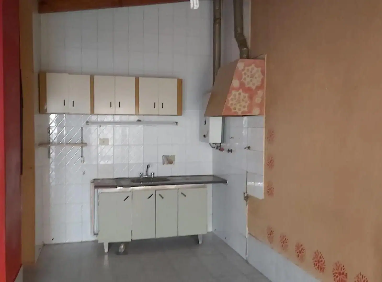 ALQUILER CASA BARRIO MUNICIPAL (SMATA).2 DORMITORIOS,BAÑO,ENTRADA DE VEHICULO PASANTE 2