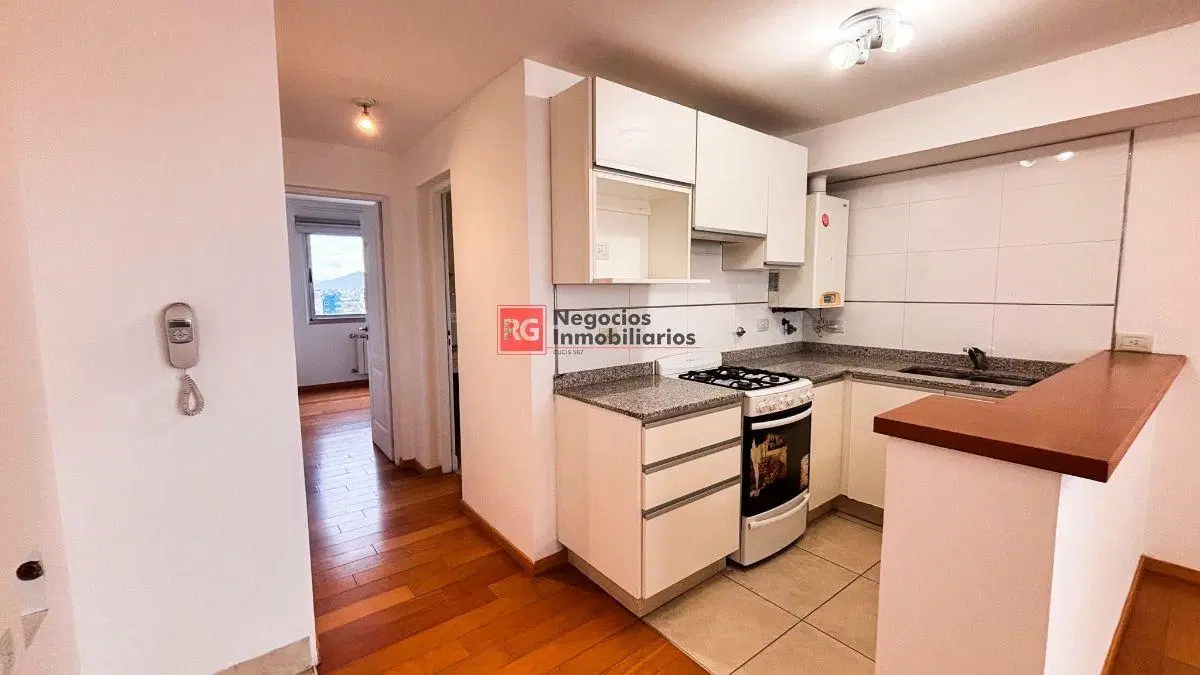 Departamento de 60 m² con 1 dormitorio en alquiler - Salta Capital 5