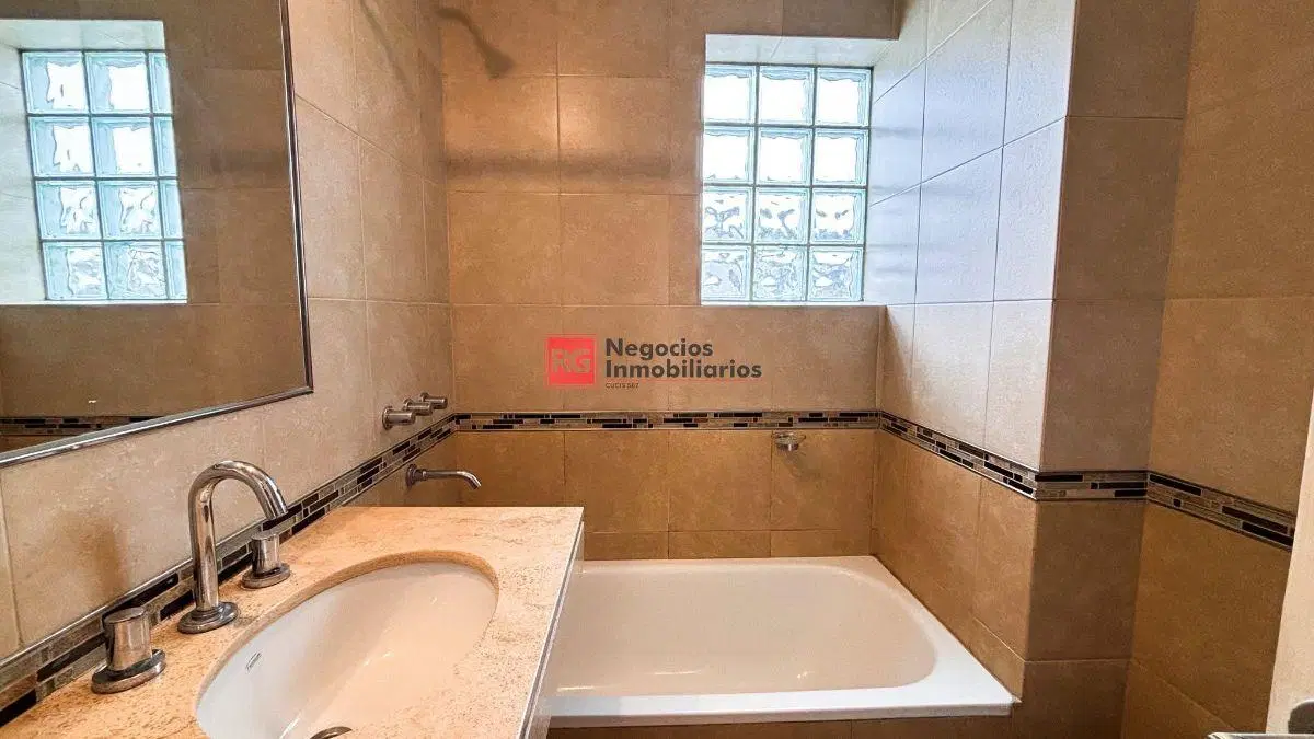 Departamento de 60 m² con 1 dormitorio en alquiler - Salta Capital 4