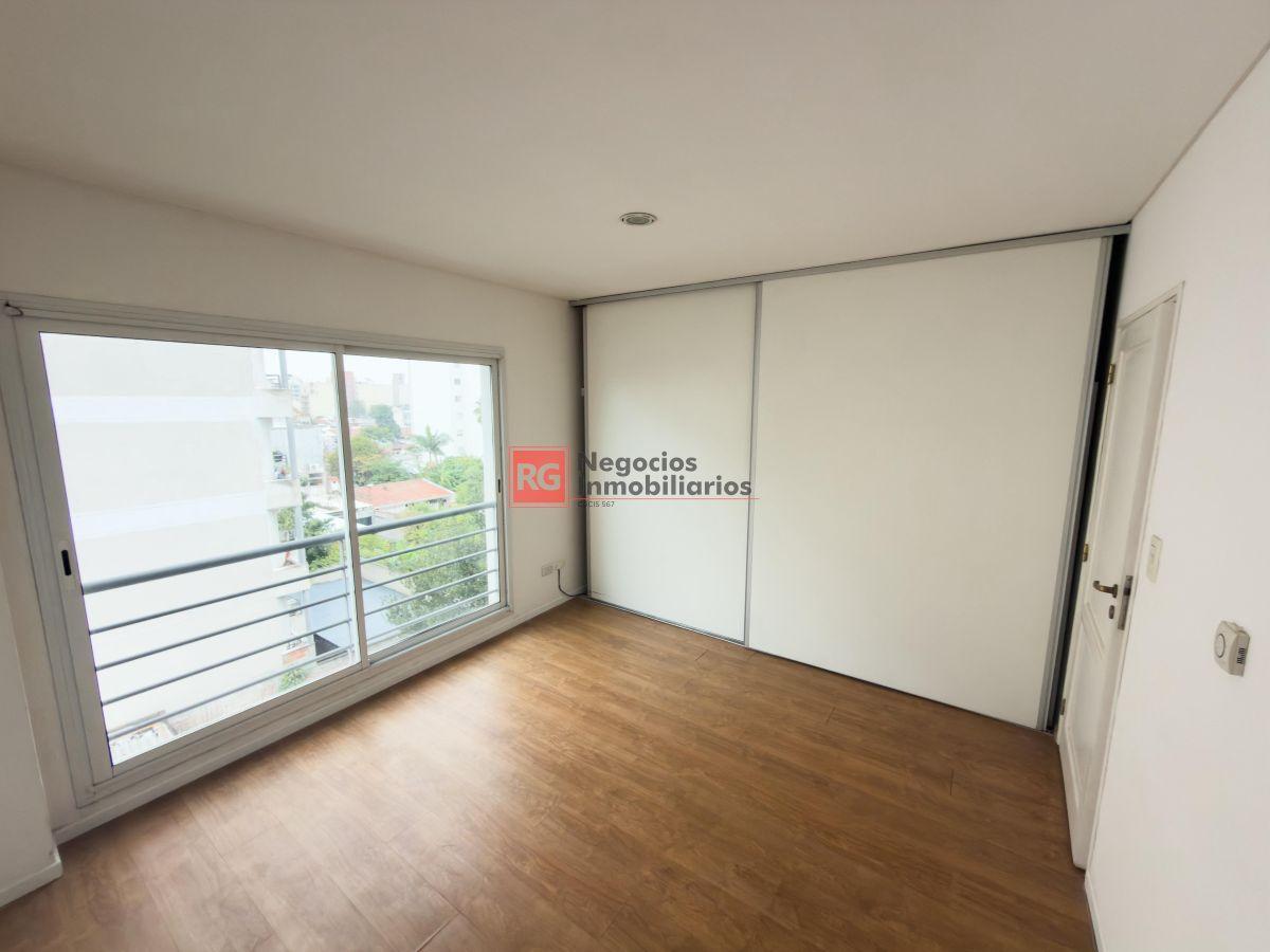 Departamento de 45 m² con 1 dormitorio en venta en calle Leguizamon 1405