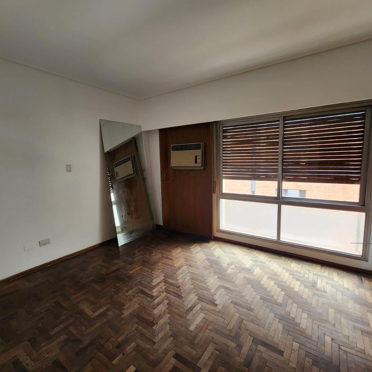Centro - Colon 676 - Venta Dpto 3 Dormitoriios con Cochera 2