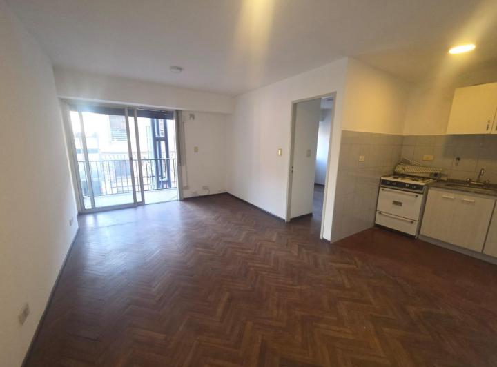 ALBERDI - AV. COLÓN 106 - DEPTO EN ALQUILER 4