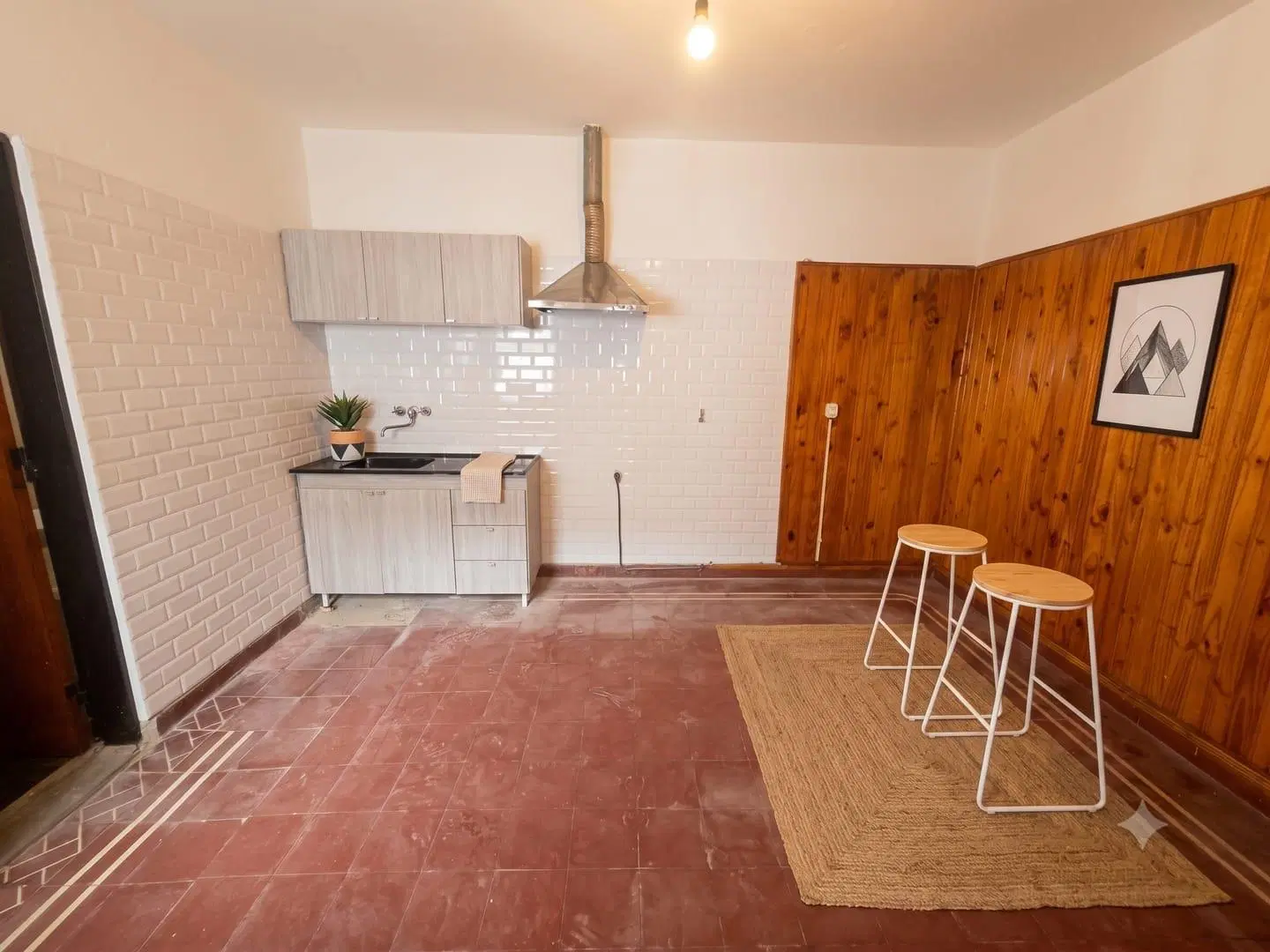 TALLERES OESTE - PINAGASTA 1572 - CASA EN ALQUILER 1