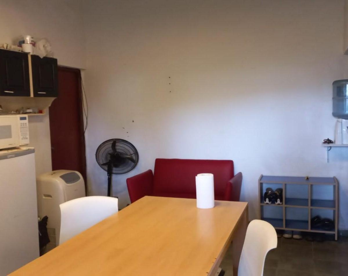 Venta del Lote Industrial-Multifamiliar-Comercial Mas 2 Departamentos