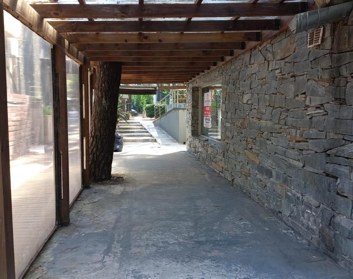 Local Comercial en Carilo - Apto Gastronomico 3