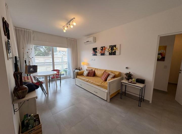 Foto de Departamento 2 ambientes A 100mts del mar - Edificio Amaneceres, imagen 4