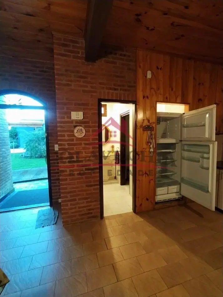Oportunidad de compra, excelente Chalet en Valeria del Mar-Pinamar 5
