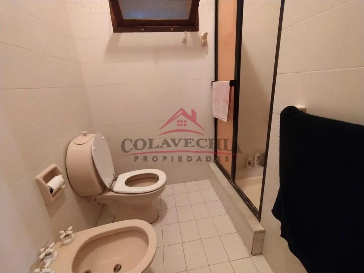 Oportunidad de compra, excelente Chalet en Valeria del Mar-Pinamar 4