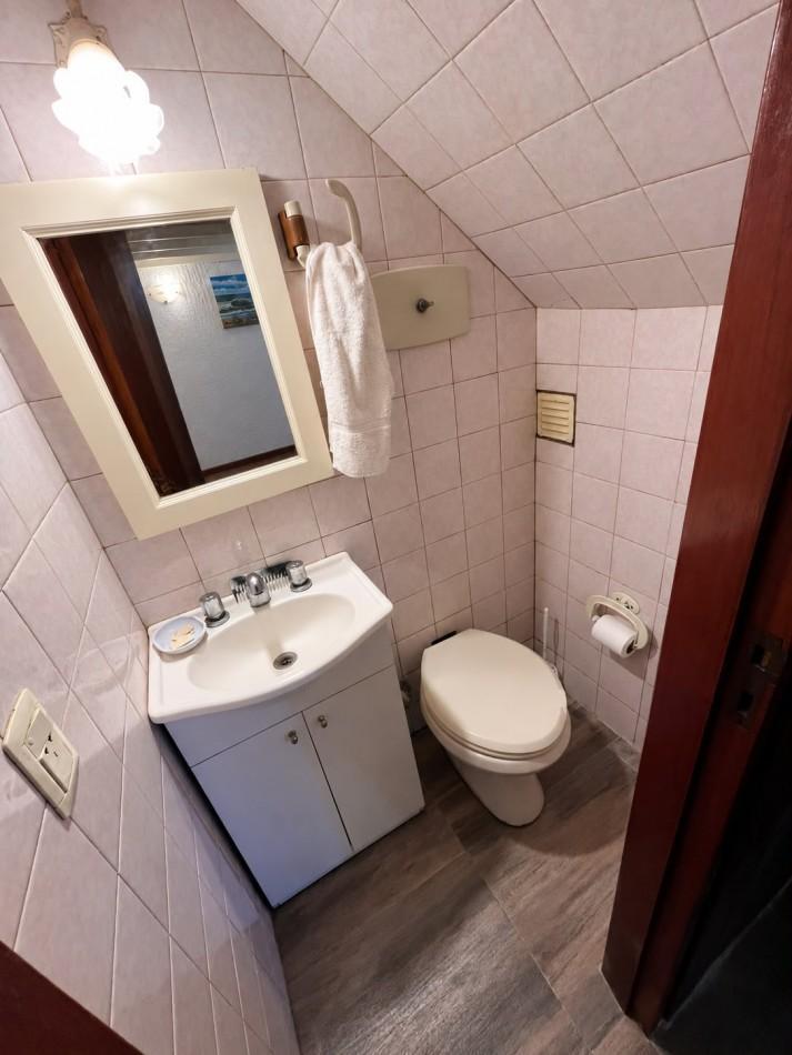 Foto de VENTA DUPLEX 3 AMBIENTES C/COCHERA (sin expensas) PINAMAR, imagen 1