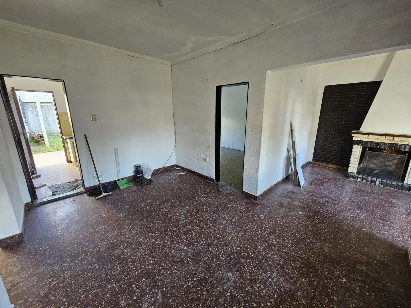 Casa 4 ambientes en alquiler Ituzaingo 3