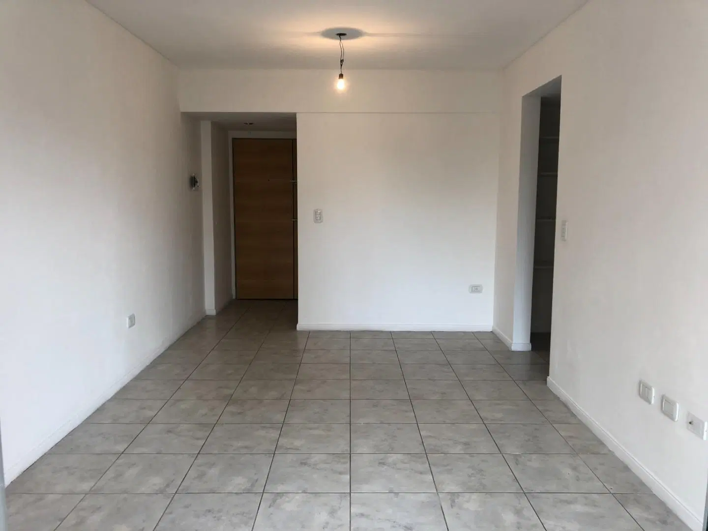 Departamento 2 ambientes con cochera alquiler castelar norte 4