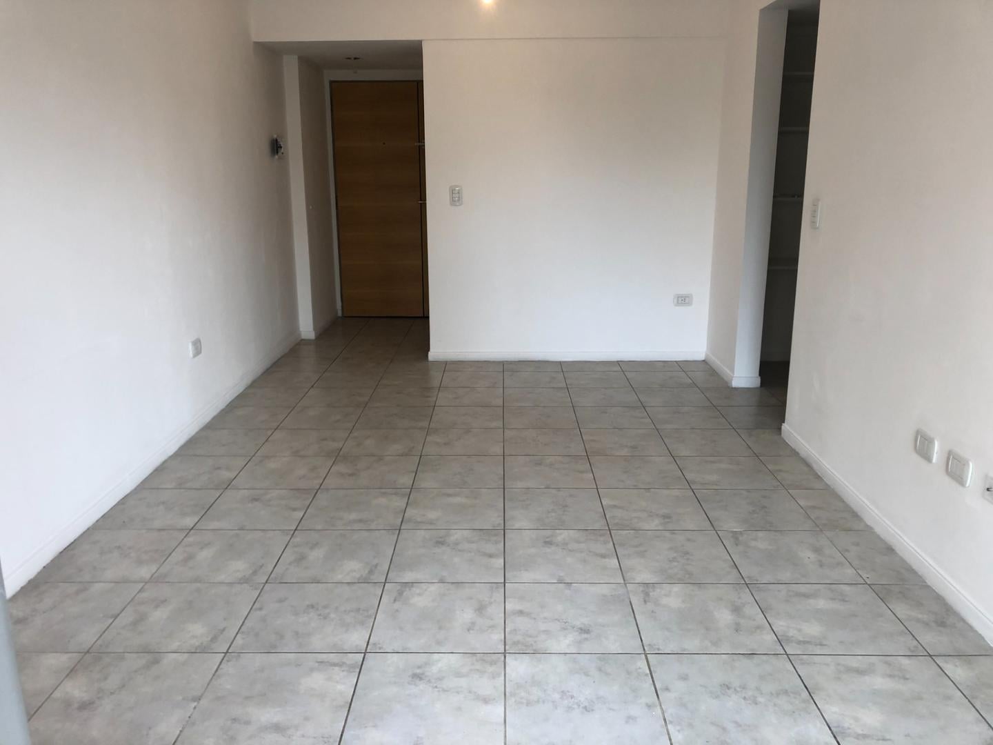 Departamento 2 ambientes con cochera alquiler castelar norte